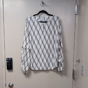 USED White House Black Market Diamond Pattern pink and black blouse, size  XL